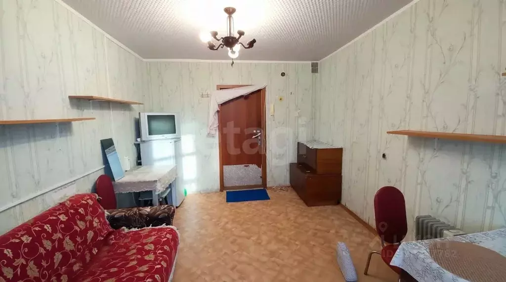 Комната Псковская область, Псков ул. Максима Горького, 51 (12.6 м) - Фото 2