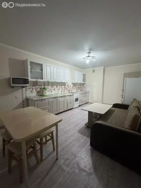 3-комнатная квартира: Анапа, улица Адмирала Пустошкина, 22к9 (79 м) - Фото 1