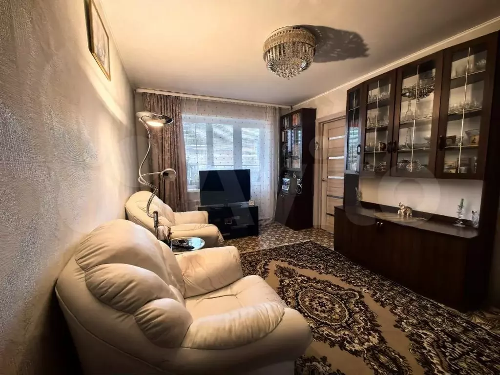 Комната 47,5 м в 3-к., 4/5 эт. - Фото 0