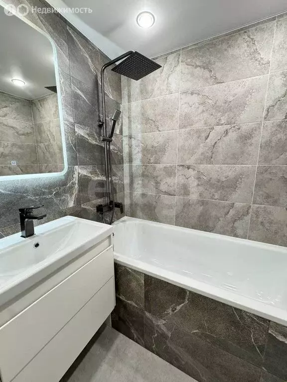 2-комнатная квартира: Йошкар-Ола, бульвар Чавайна, 10 (52.7 м) - Фото 1