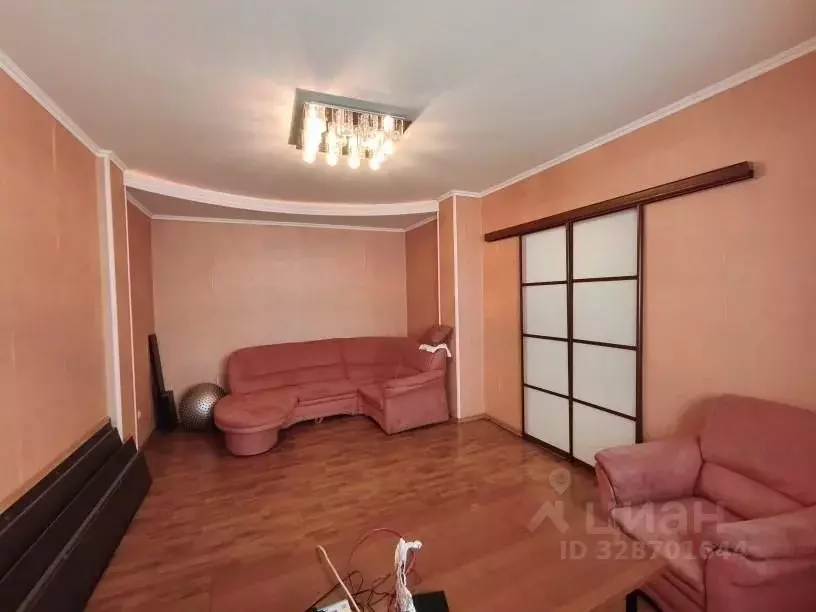 2-к кв. Московская область, Королев просп. Космонавтов, 37к1 (80.0 м) - Фото 1