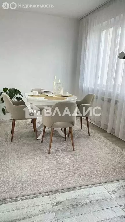 3-комнатная квартира: Улан-Удэ, 102-й микрорайон, улица Ринчино, 5 (62 ... - Фото 1