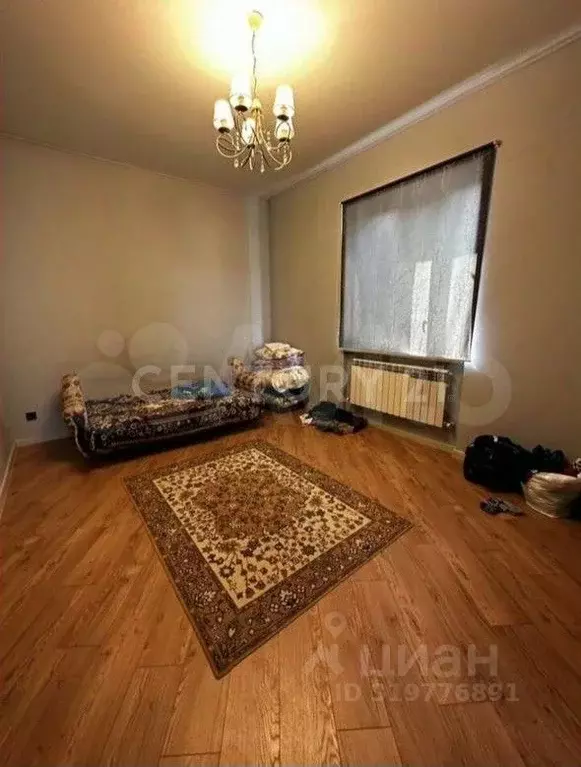 Дом в Дагестан, Махачкала ул. Созидательная, 7 (100 м) - Фото 1