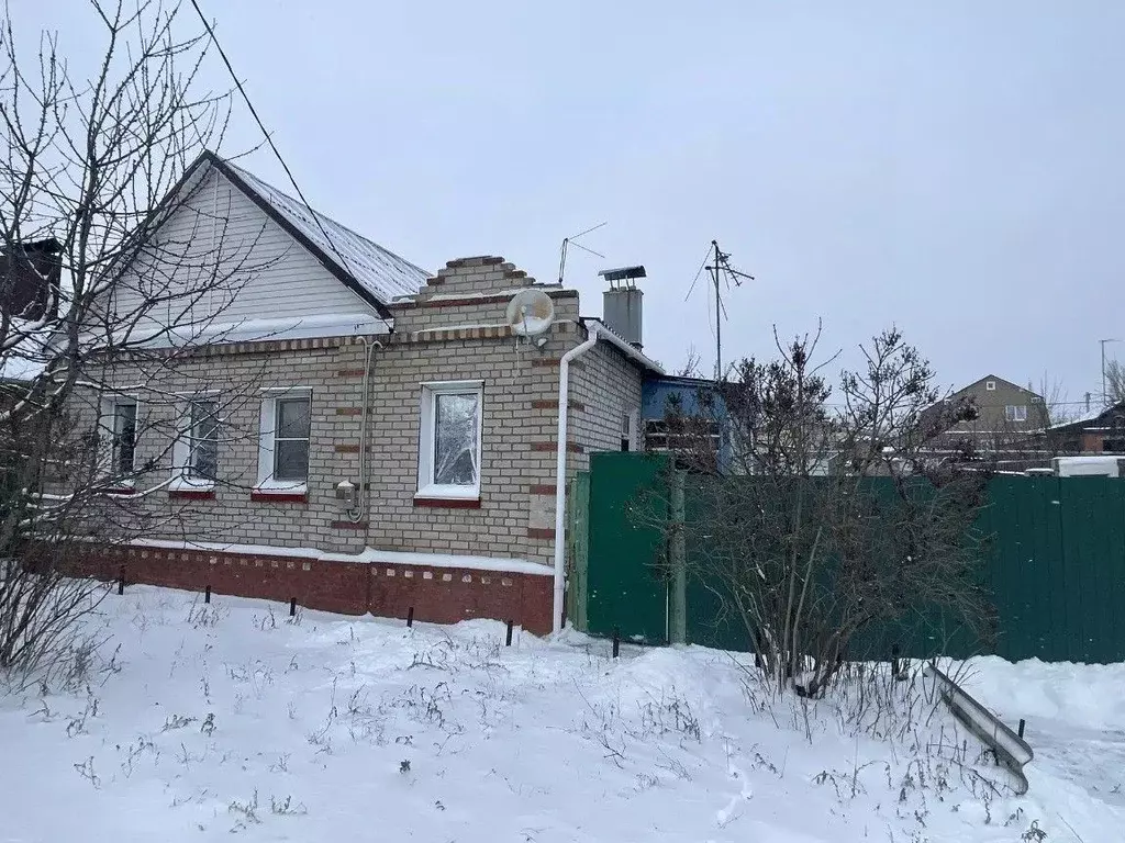 Дом в Волгоградская область, Волгоград Ужгородская ул., 12 (56 м) - Фото 1