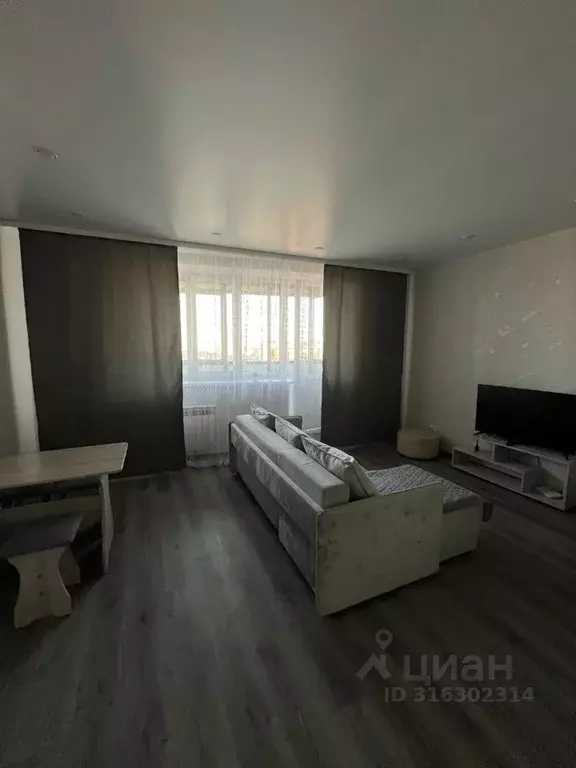 Студия Хакасия, Абакан ул. Кирова, 185к1 (32.0 м) - Фото 1