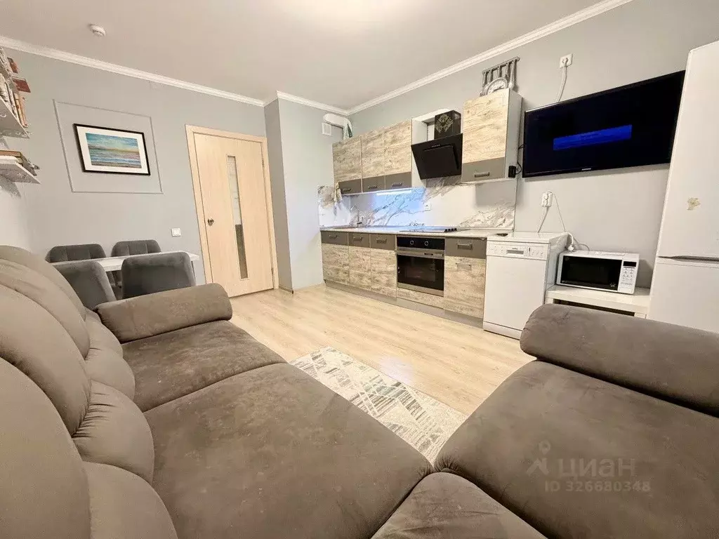 2-к кв. Свердловская область, Екатеринбург ул. Латвийская, 48/1 (60.0 ... - Фото 1