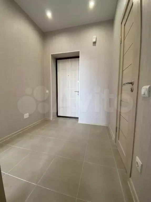 1-к. квартира, 41 м, 8/10 эт. - Фото 1