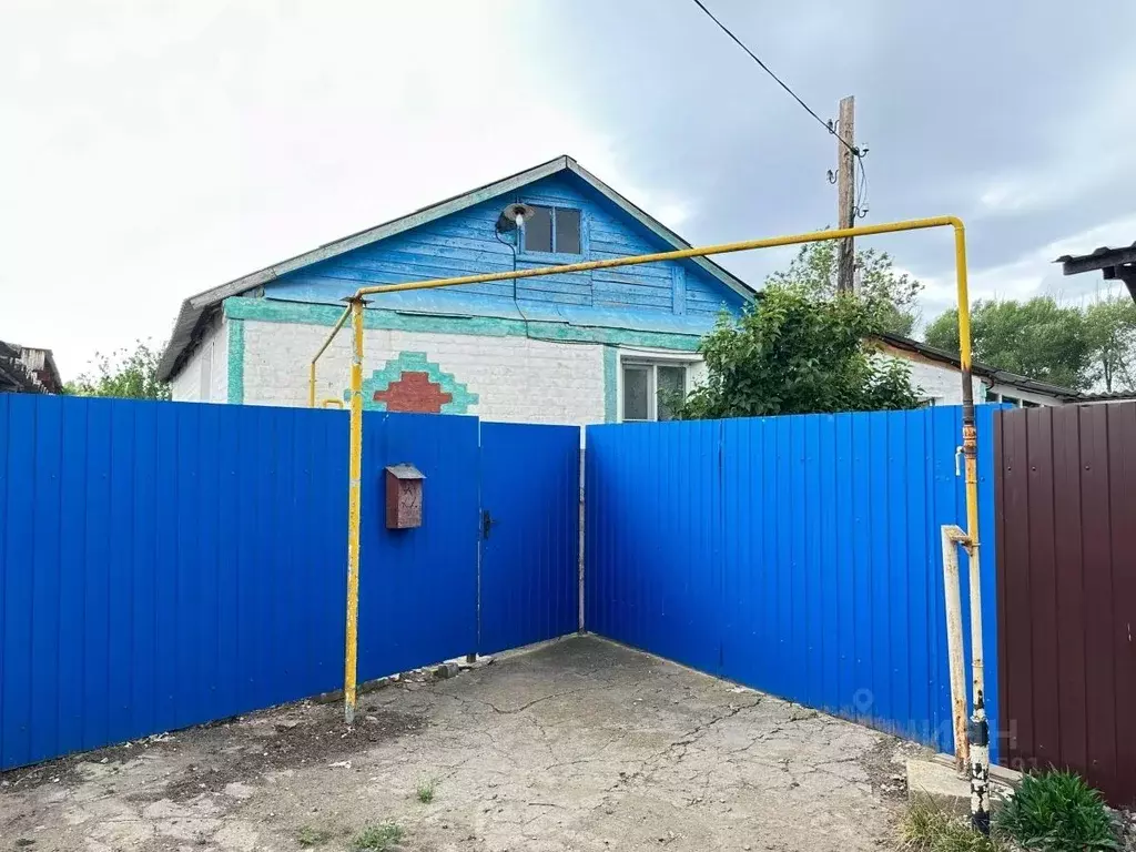 Дом в Волгоградская область, Среднеахтубинский район, Фрунзенское ... - Фото 0