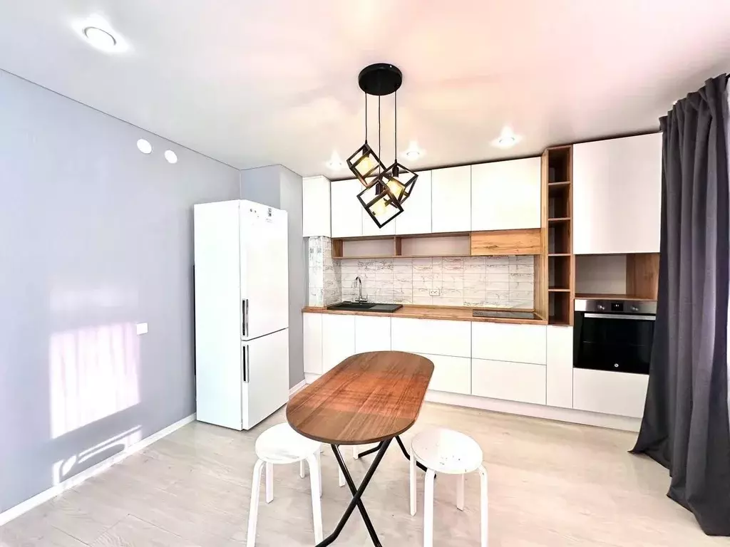 2-к кв. Татарстан, Казань ул. Айрата Арсланова, 8 (64.0 м) - Фото 2