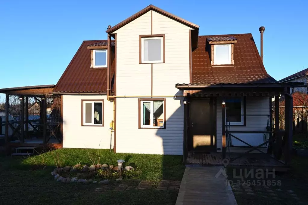 Дом в Ленинградская область, Коммунар г. Гатчинский муниципальный ... - Фото 1