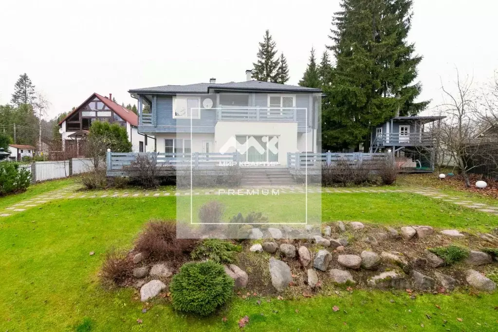 Дом в Санкт-Петербург пос. Смолячково, ш. Приморское, 679к31 (285 м) - Фото 1