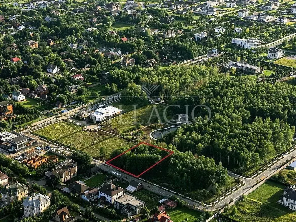 Участок в Московская область, Красногорск городской округ, д. ... - Фото 1