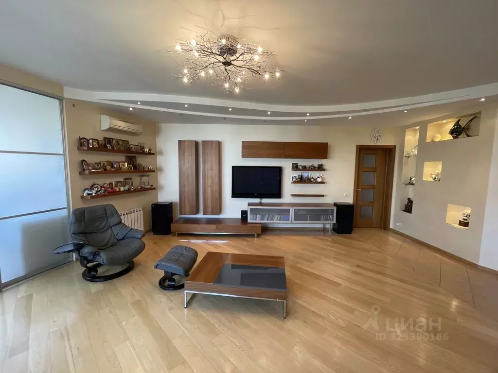 4-к кв. Москва ул. Дыбенко, 16К1 (159.0 м) - Фото 2