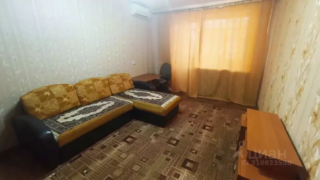 2-к кв. Волгоградская область, Волгоград ул. Академика Богомольца, 11 ... - Фото 0