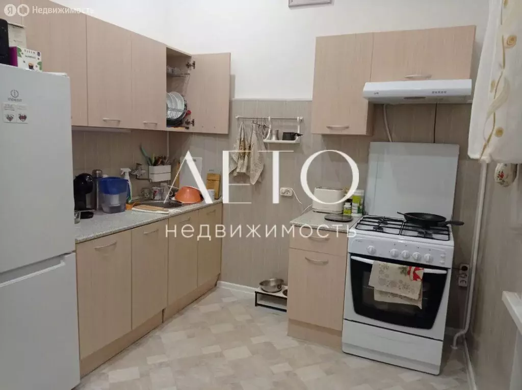 3-комнатная квартира: Сочи, микрорайон Бытха, Дивноморская улица, 3 ... - Фото 1