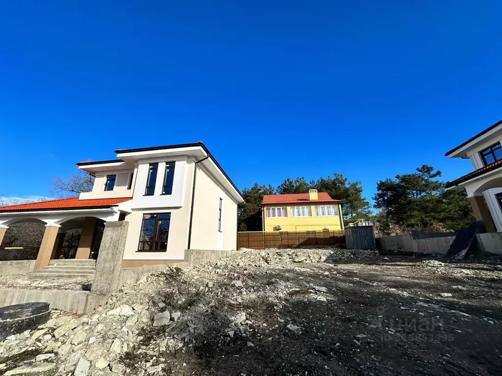 Дом в Краснодарский край, Геленджик Голубая Бухта мкр, ул. Санаторная ... - Фото 1