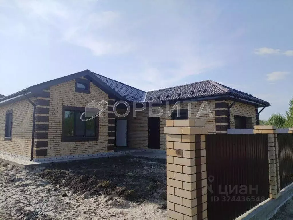 Дом в Тюменская область, Тюмень ул. Крымская (130 м) - Фото 1