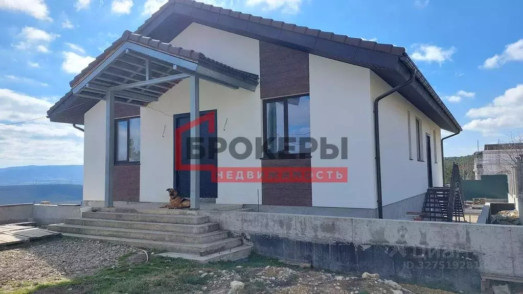 Дом в Севастополь Балаклавский муниципальный округ, ул. Летчика ... - Фото 1