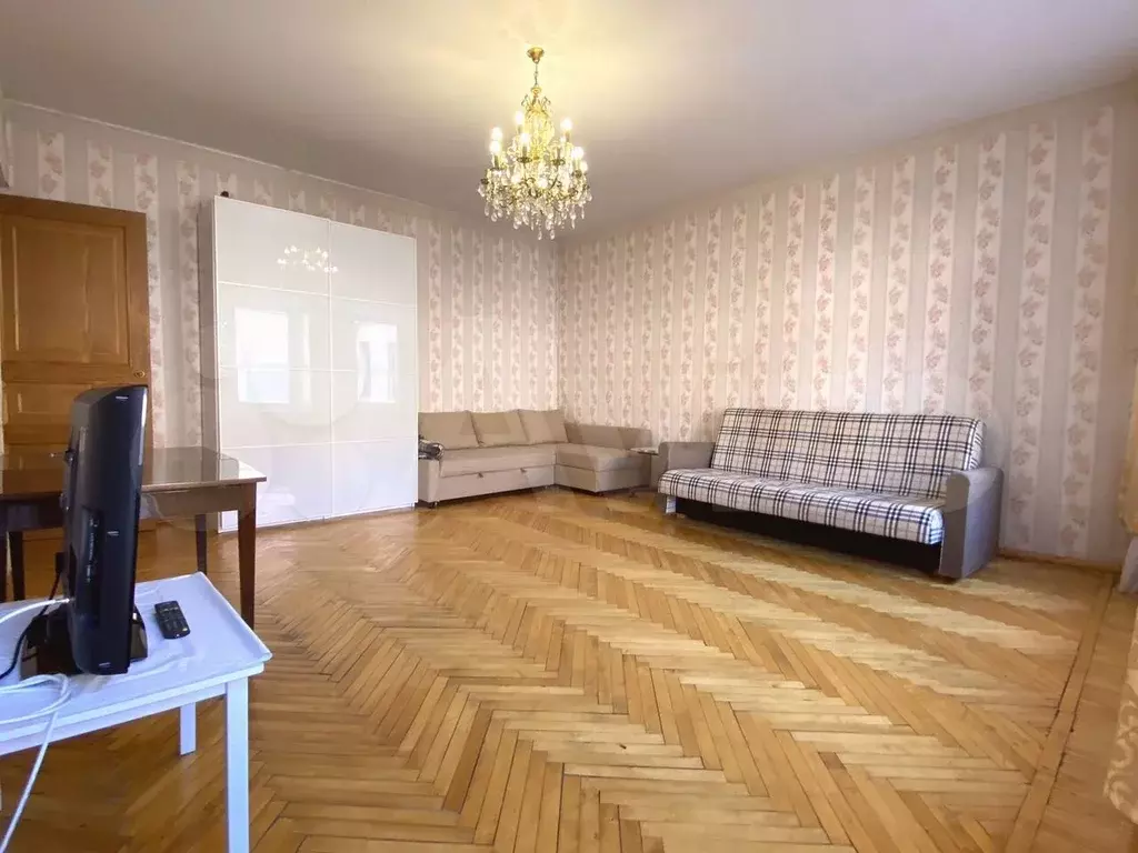 2-к. квартира, 66,8 м, 4/4 эт. - Фото 1
