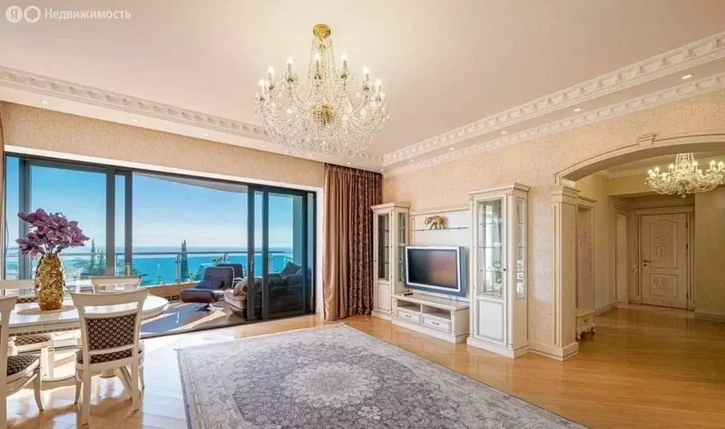 3-комнатная квартира: Сочи, Курортный проспект, 92/5 (90 м) - Фото 0