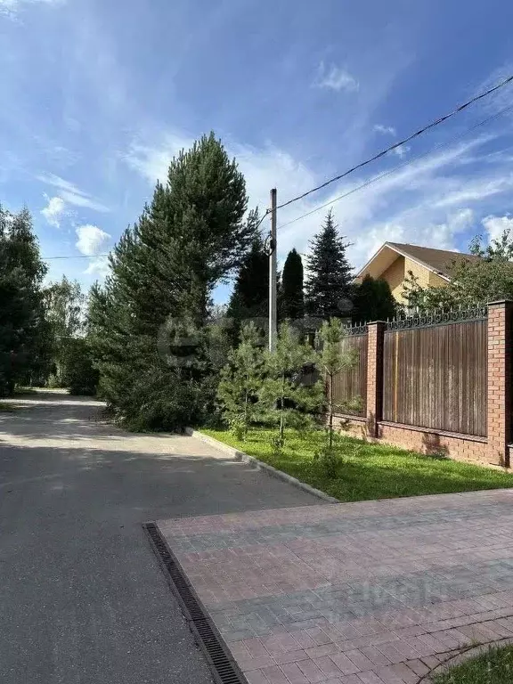 Участок в Московская область, Одинцовский городской округ, д. ... - Фото 0