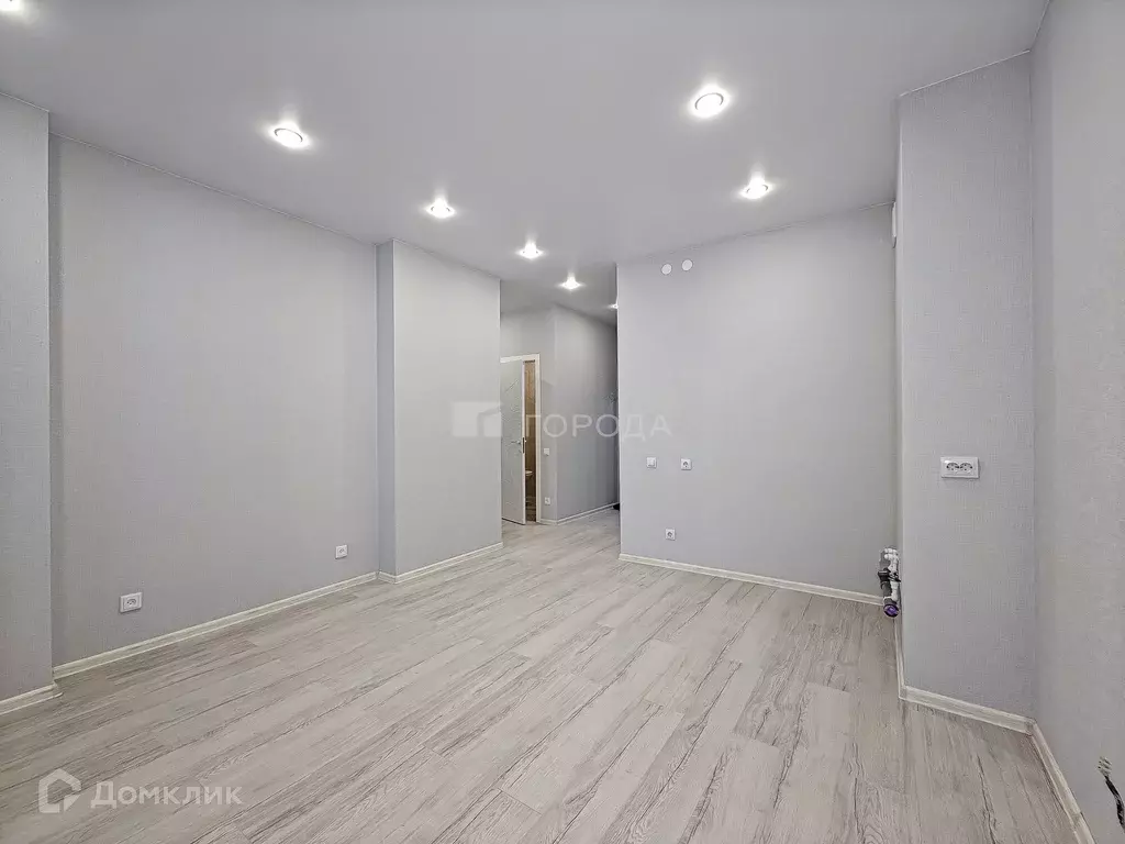 Продаётся 4-к квартира, 65.5 м - Фото 1
