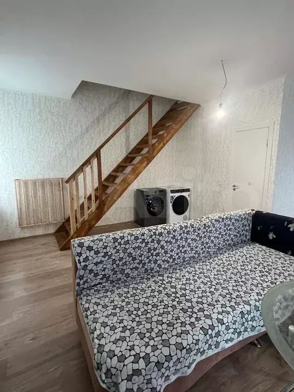 Таунхаус 100 м на участке 3,5 сот. - Фото 1