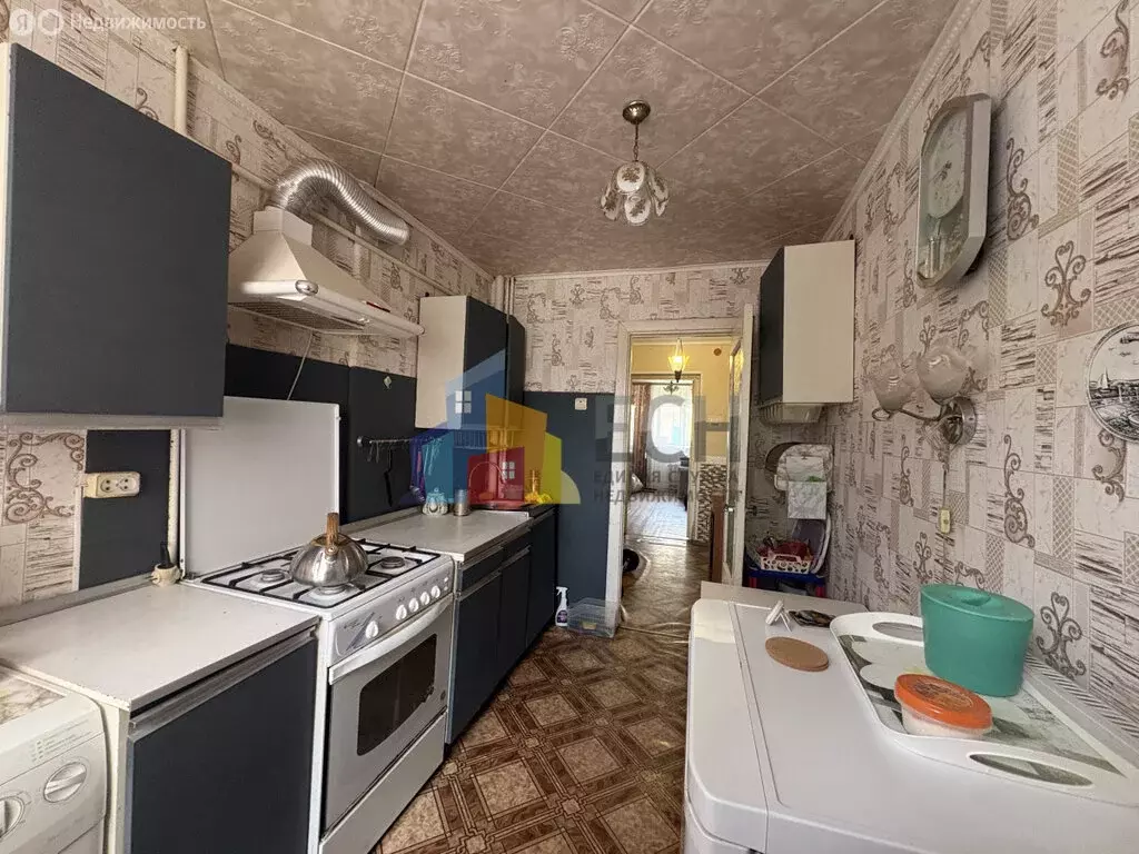 3-комнатная квартира: Венёв, микрорайон Южный, 43 (62.4 м) - Фото 1