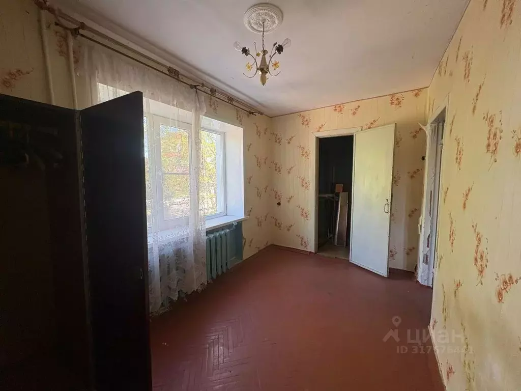 2-к кв. Краснодарский край, Ейск Коммунистическая ул. (43.0 м) - Фото 0