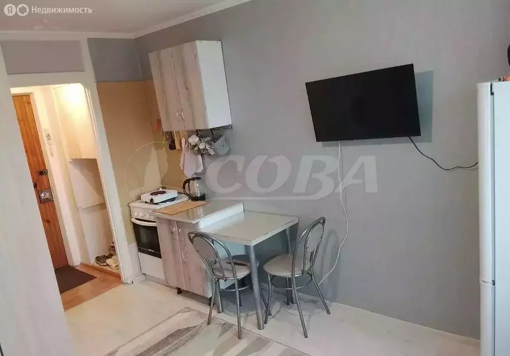1-комнатная квартира: Тюмень, улица Мельникайте, 115 (15 м) - Фото 1