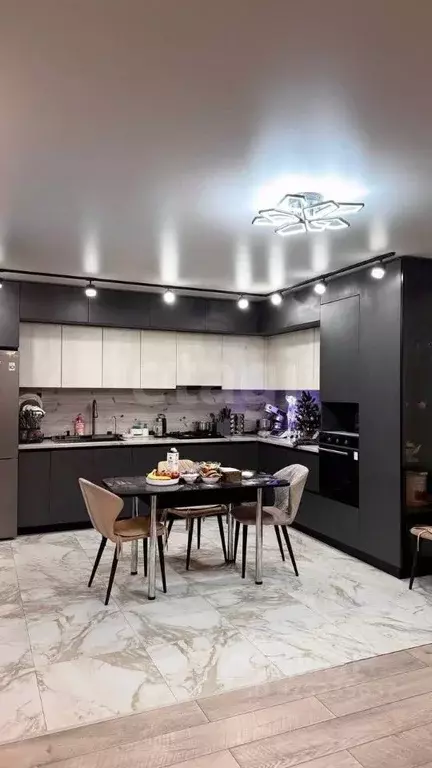 Дом в Алтай, Майминский район, с. Кызыл-Озек Советская ул., 162 (94 м) - Фото 1