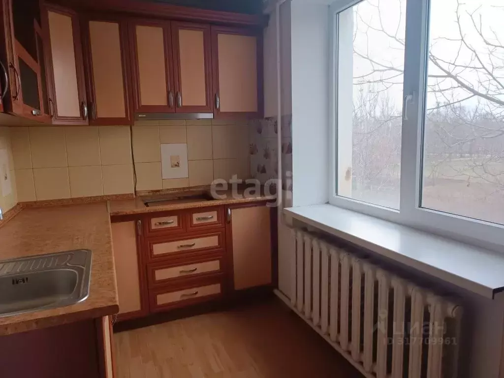 2-к кв. Крым, Белогорский район, с. Крымская Роза ул. Юбилейная (32.4 ... - Фото 0