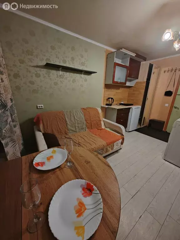 Квартира-студия: Тюмень, улица Энергетиков, 47 (14 м) - Фото 1