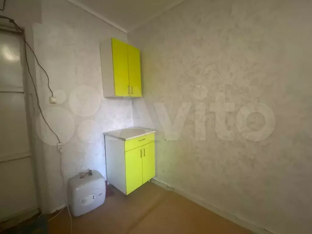 Комната 15,6 м в 3-к., 1/4 эт. - Фото 0