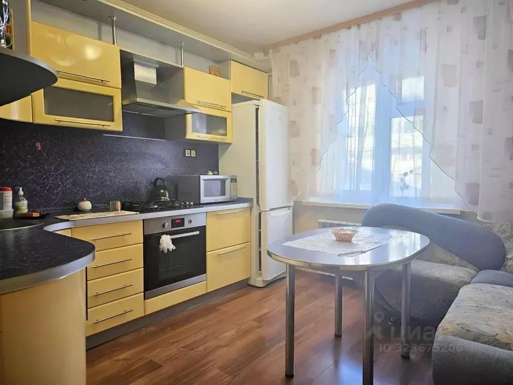 3-к кв. Нижегородская область, Арзамас 11-й мкр, 48 (70.0 м) - Фото 1