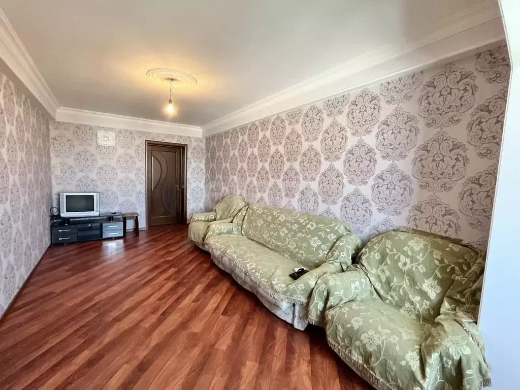 3-к кв. Дагестан, Махачкала ул. Героев Дагестана, 8 (70.0 м) - Фото 1