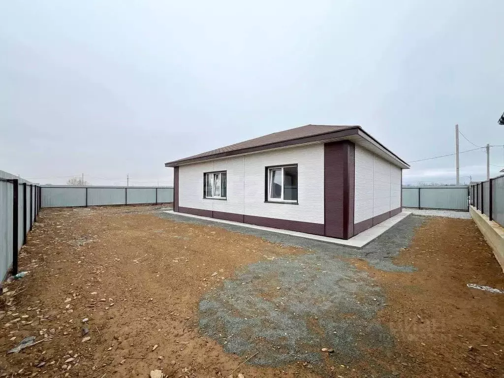 Дом в Приморский край, Артем Северная ул., 106 (105 м) - Фото 0