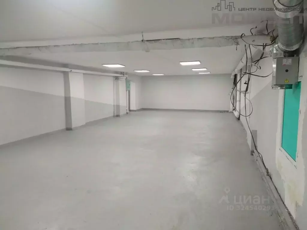 Помещение свободного назначения в Свердловская область, Екатеринбург ... - Фото 1