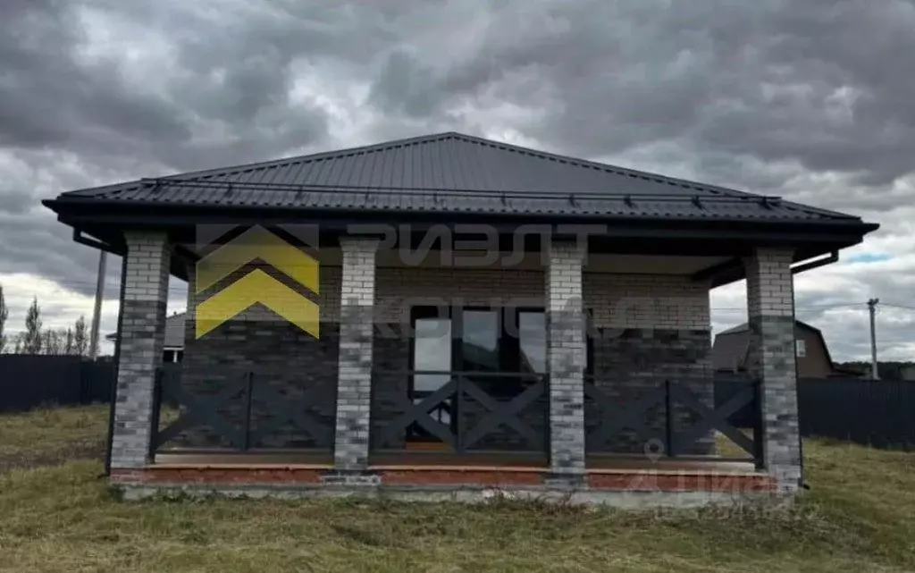 Дом в Омская область, Омский район, Чернолучинский дп  (100 м) - Фото 2