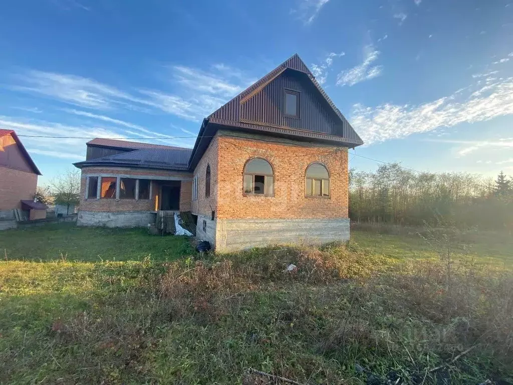 Дом в Ингушетия, Назрань ул. А.Б. Бачалова (220 м) - Фото 1