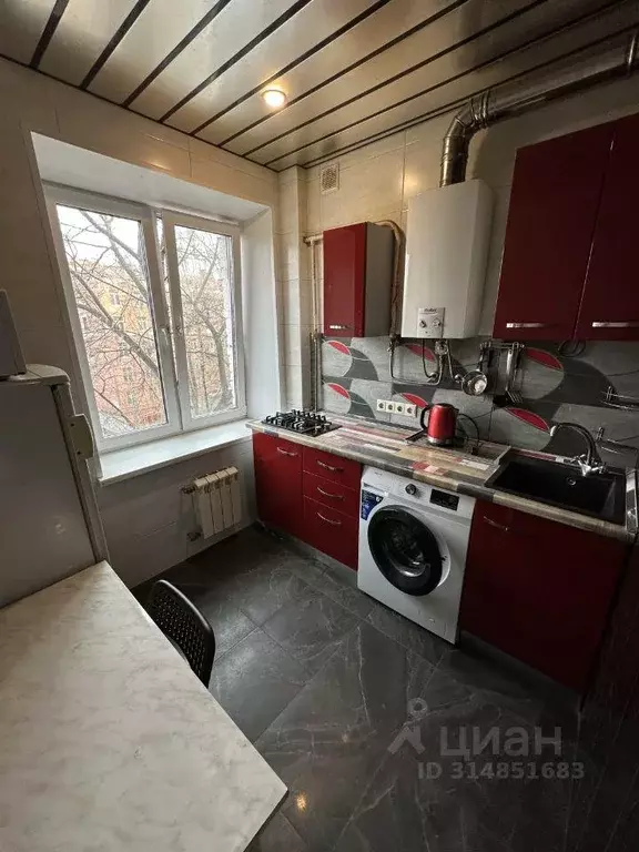 Квартира, 3 комнаты, 60 м - Фото 0