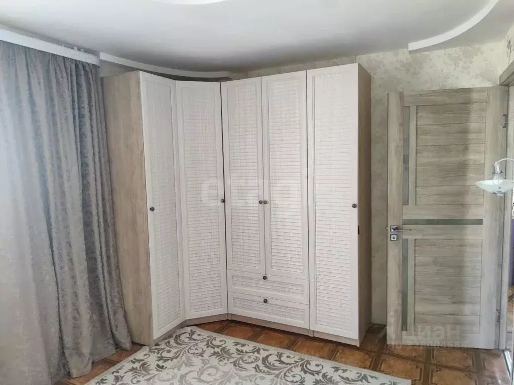 3-к кв. Челябинская область, Пласт Октябрьская ул., 31 (69.4 м) - Фото 1