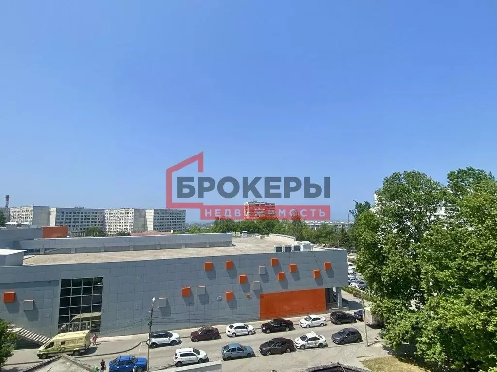 3-к кв. Севастополь ул. Генерала Хрюкина, 4 (70.0 м) - Фото 1