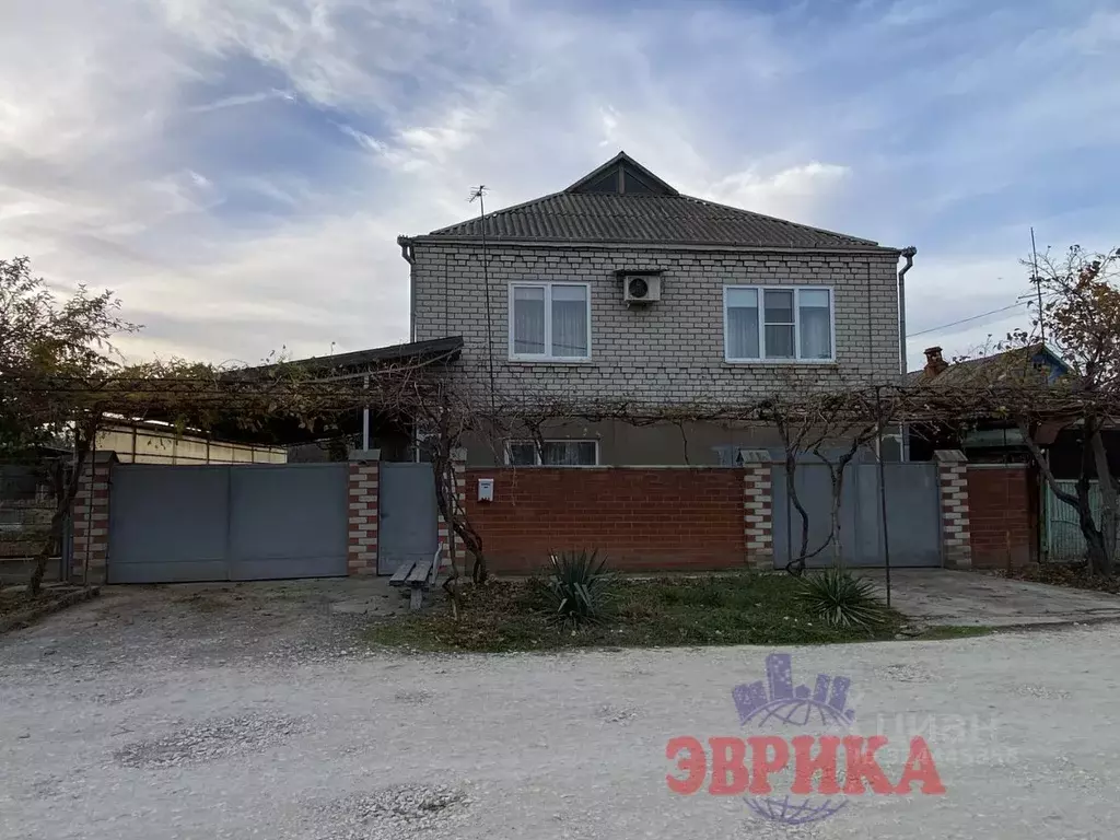 Дом в Краснодарский край, Крымск Школьная ул. (147 м) - Фото 1