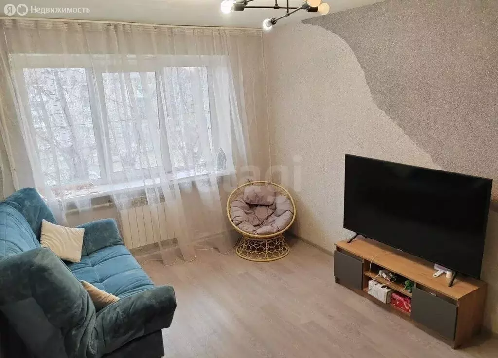 3-комнатная квартира: Златоуст, Дворцовая улица, 28 (54.8 м) - Фото 2