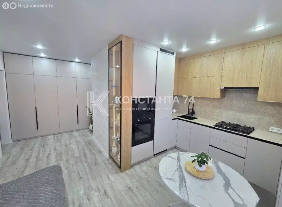 2-комнатная квартира: Чебаркуль, улица Заря, 27А (65 м) - Фото 1