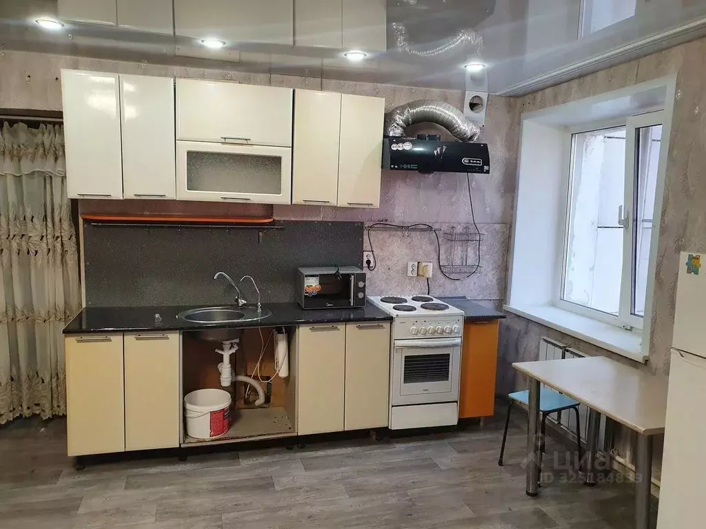 2-к кв. Свердловская область, Екатеринбург ул. Профсоюзная, 45 (54.0 ... - Фото 1