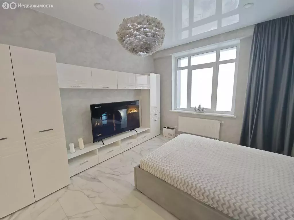 3-комнатная квартира: Киров, улица Монтажников, 19 (58 м) - Фото 1