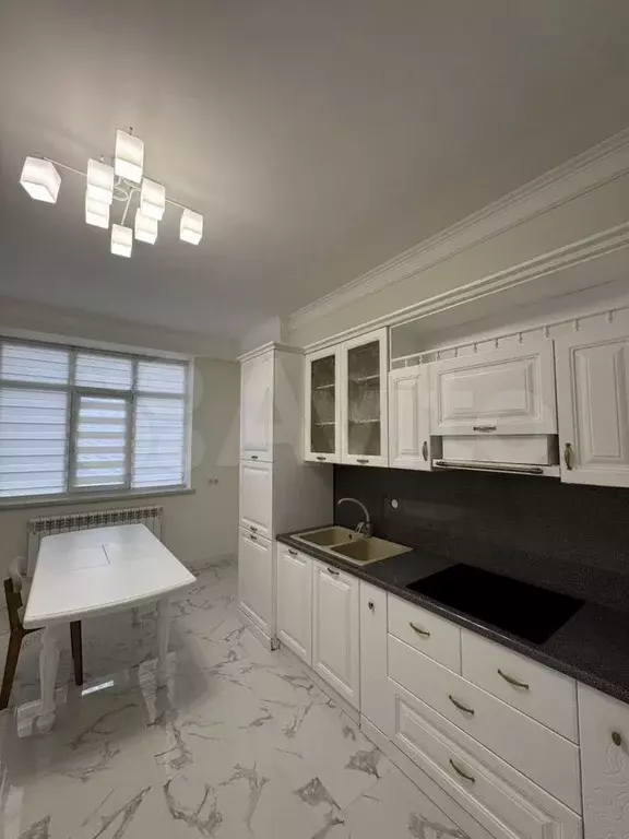 3-к. квартира, 100 м, 2/15 эт. - Фото 1