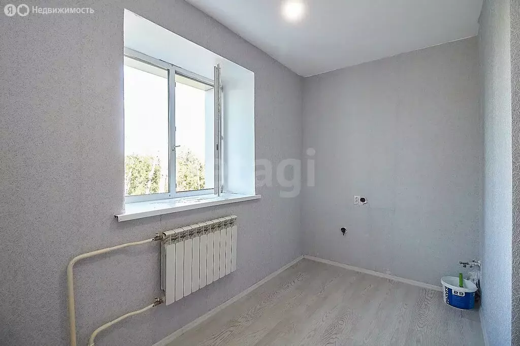 Квартира-студия: Тюмень, улица Бабарынка, 65 (23 м) - Фото 1